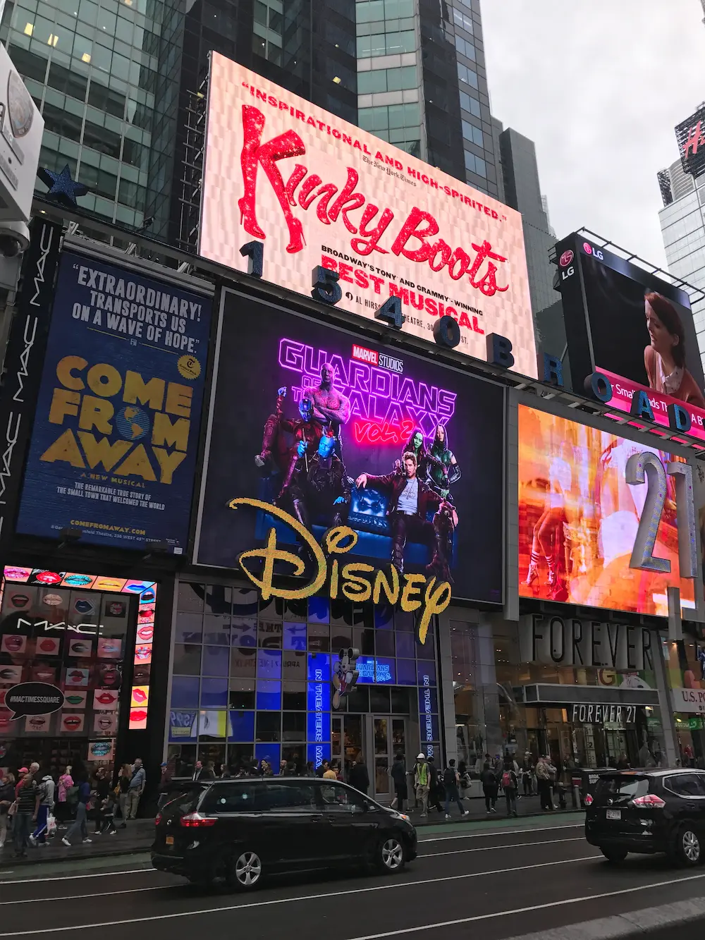 disney store new york